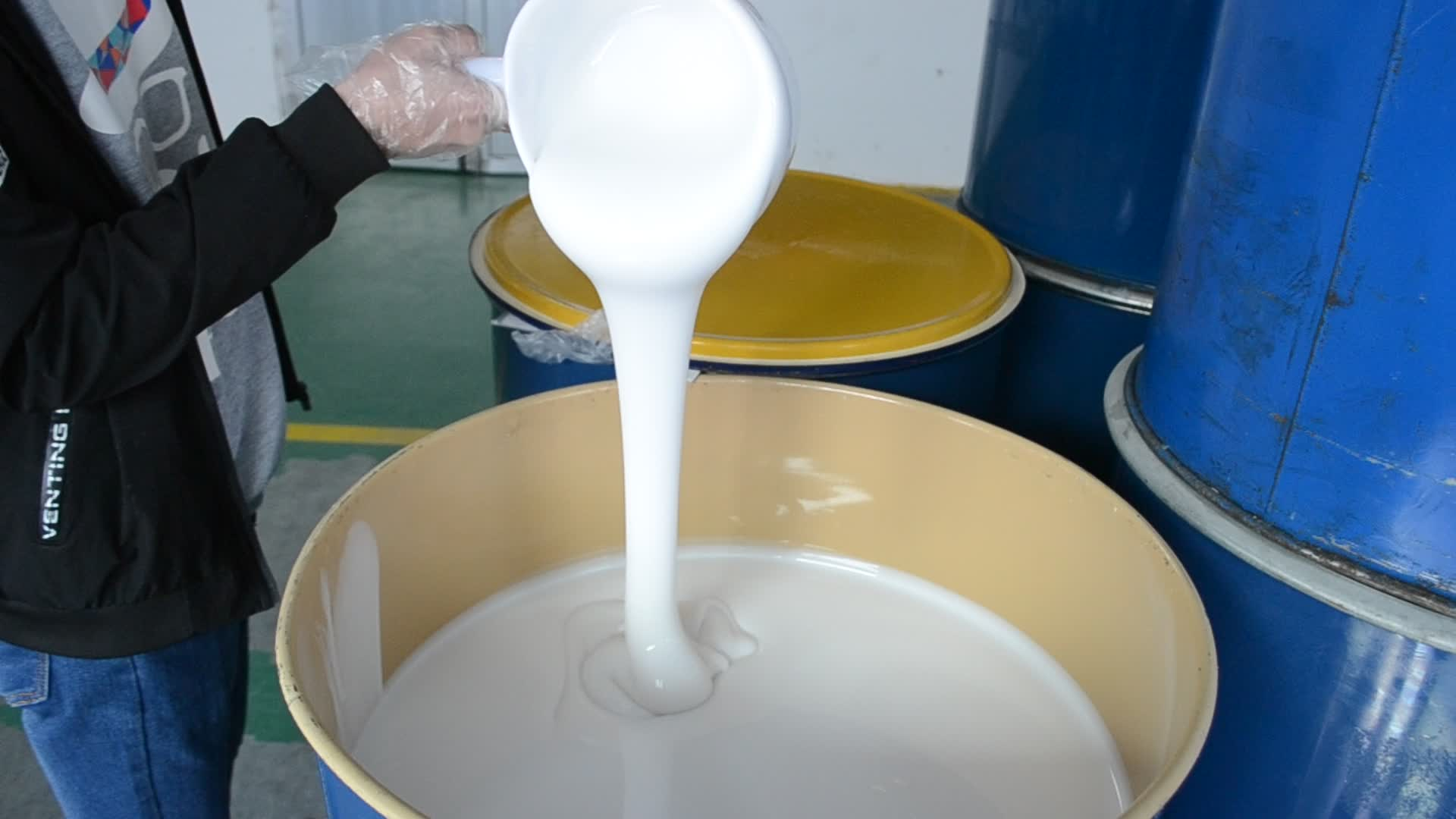 選購模具硅膠如何適應小批量與大批量生產的靈活需求？